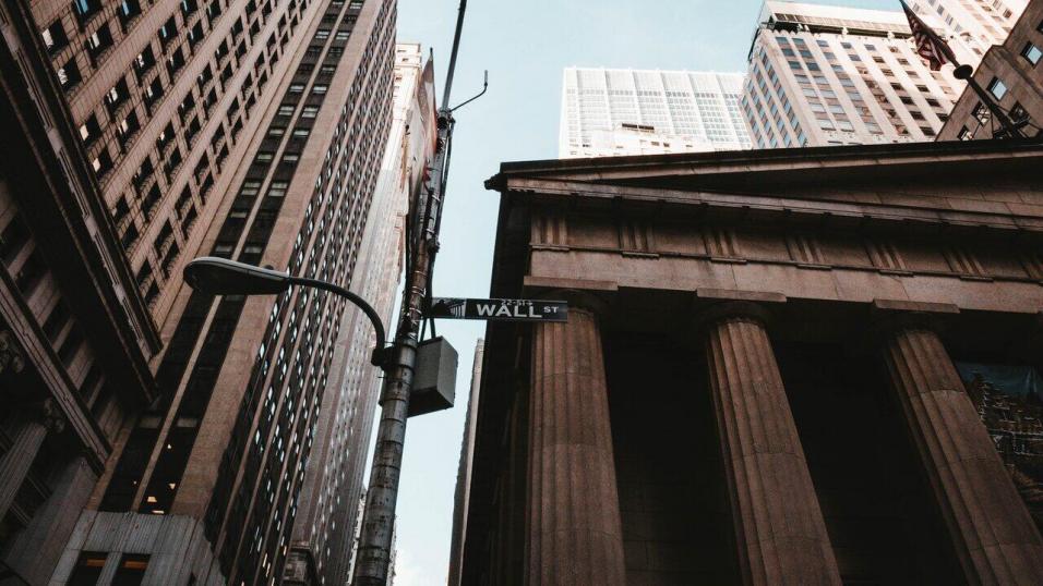 Wall Street tech stocks lost value yesterday